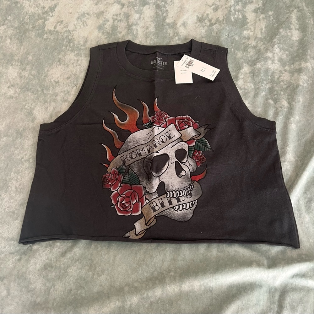 Hollister Muscle Cropped Tank